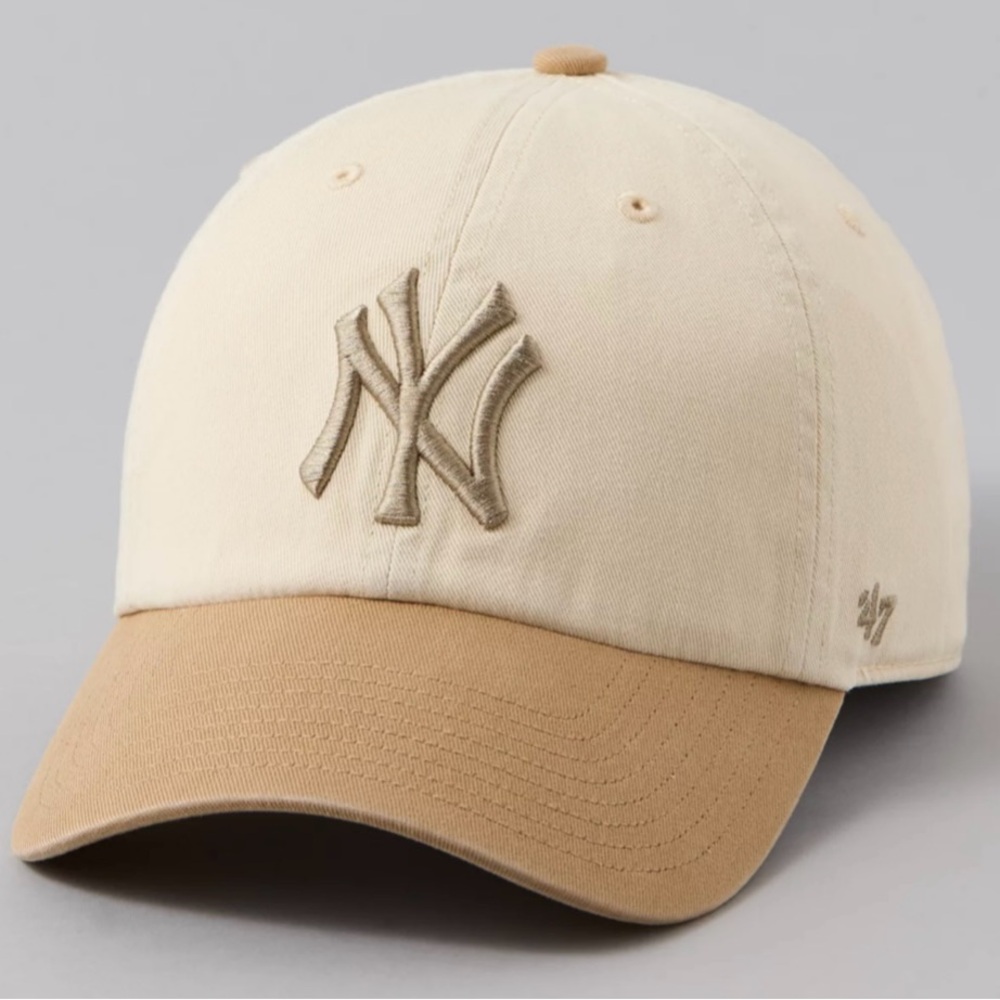 Yankees 47 Brand Two Tone Clean Up Cap